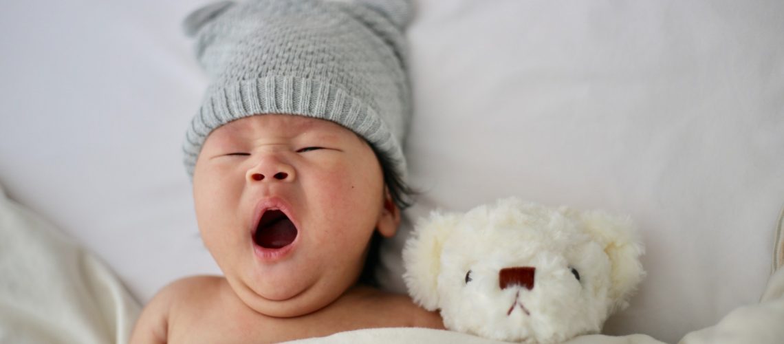 baby yawning during baby sleep training